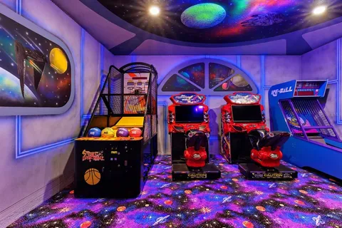 $854,900 | 2320 Lelani Circle, Davenport, FL 33897