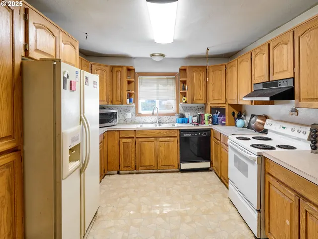 a backyard of a house