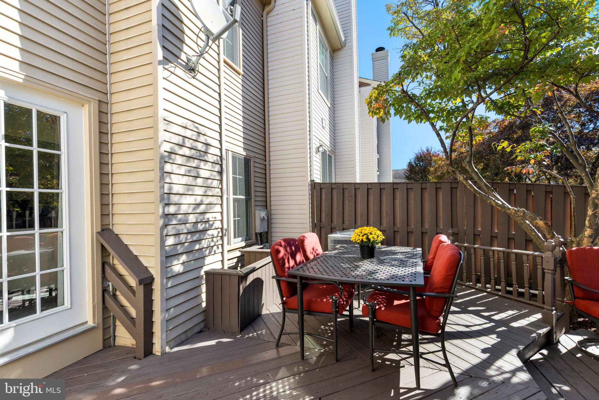 6223 Walkers Croft Way Alexandria, VA 22315 - Photo 18 of 38 a outdoor dining space with furniture and outdoor seating