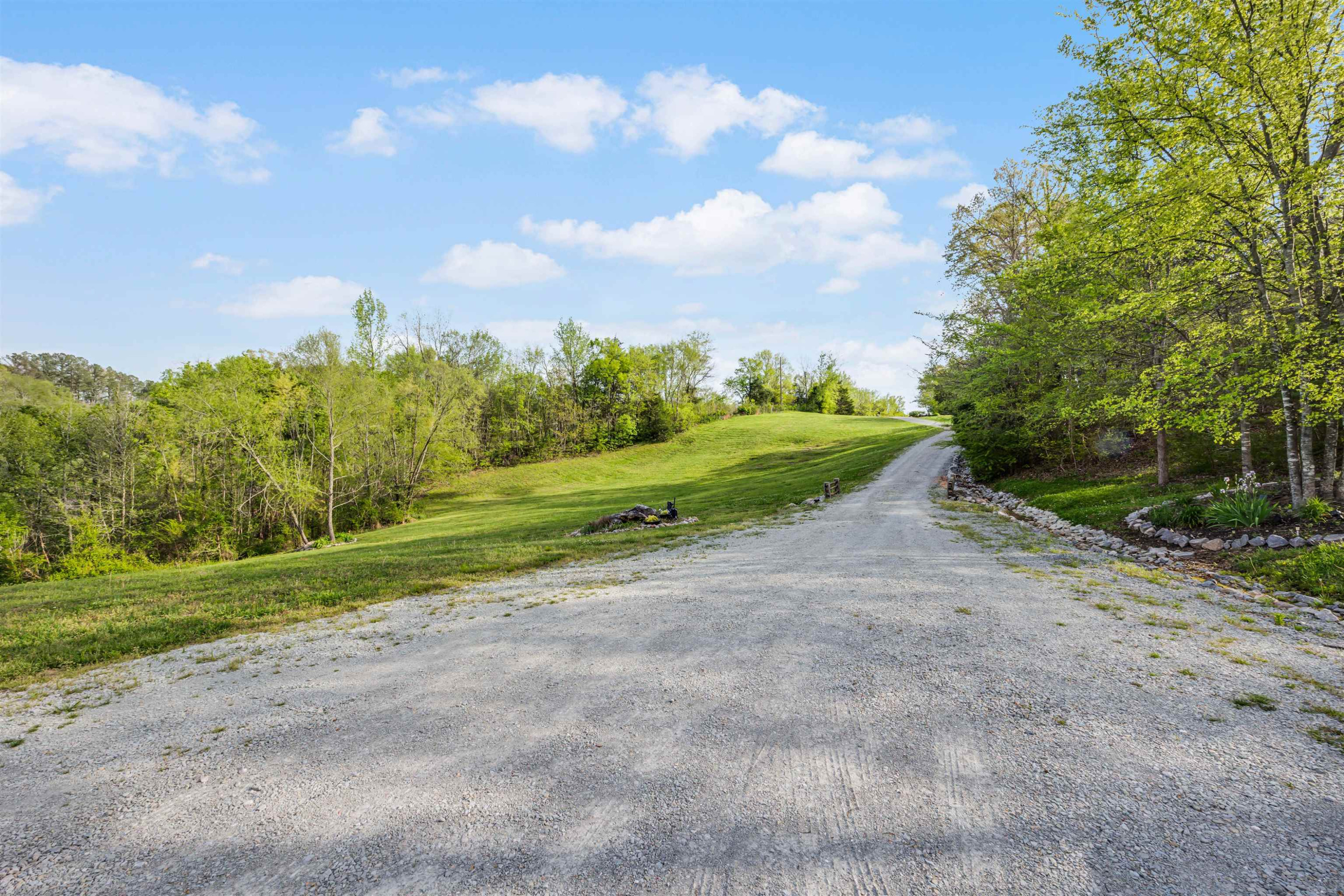 112 Starbuck Lane Decaturville, TN 38329 - Photo 5 of 28 Photo 5