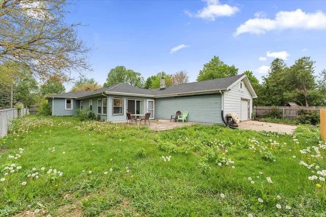 $215,000 | 114 South Grand Street, Lakeville, IN 46536