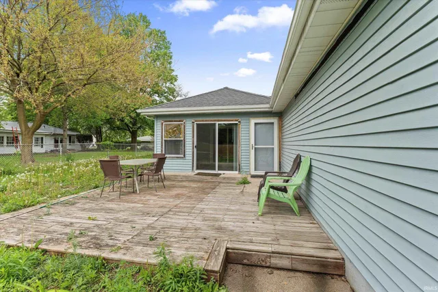 $215,000 | 114 South Grand Street, Lakeville, IN 46536