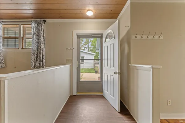 $211,000 | 114 South Grand Street, Lakeville, IN 46536