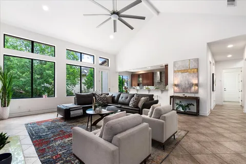 $1,100,000 | 37 Autumn Oaks Drive, The Hills, TX 78738