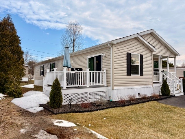 16 Valiant Drive Coventry, RI 02816 - Photo 2 of 22