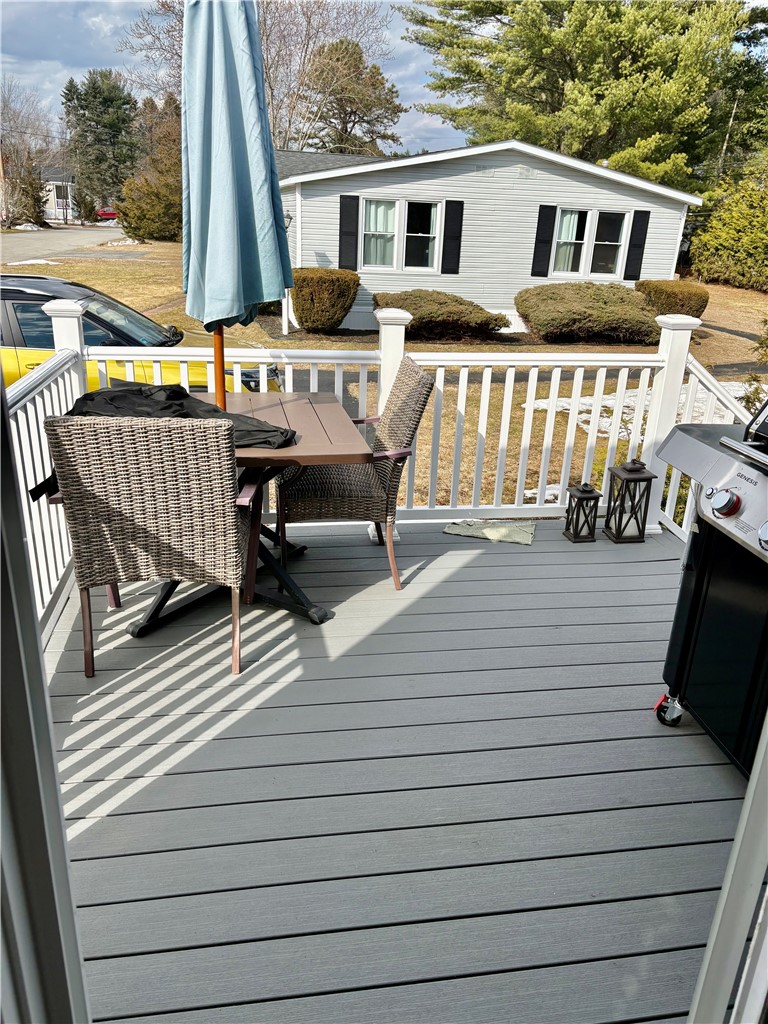 16 Valiant Drive Coventry, RI 02816 - Photo 4 of 22