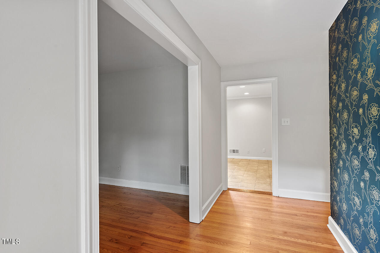 216 Singleton Street Raleigh, NC 27606 - Photo 16 of 37 216 Singleton Street_11