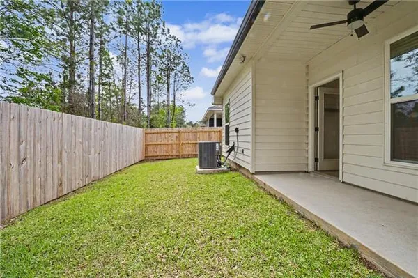 $2,200 | 71620 Spike Drive, Madisonville, LA 70447