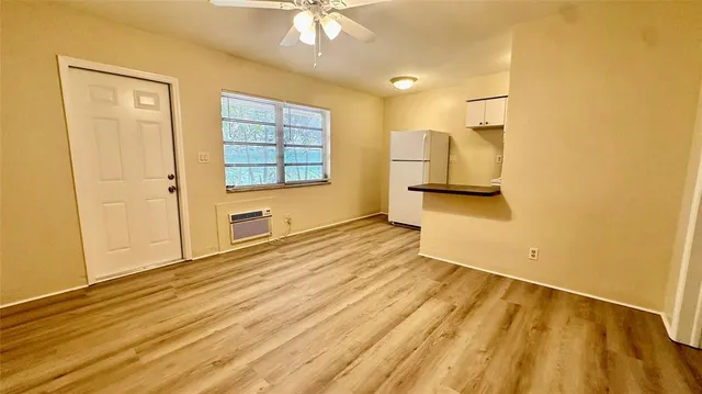 $1,400 | 505 Northeast 4th Avenue, Unit 3, Fort Lauderdale, FL 33301