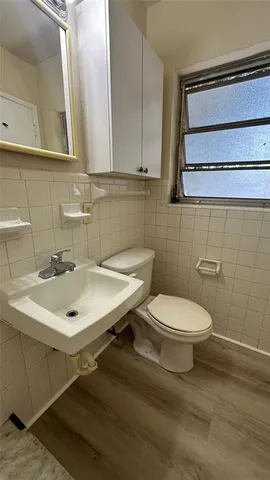 $1,400 | 505 Northeast 4th Avenue, Unit 3, Fort Lauderdale, FL 33301