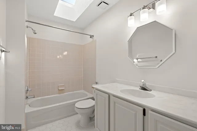 $915,000 | 1929 Morningmist Drive, Silver Spring, MD 20906