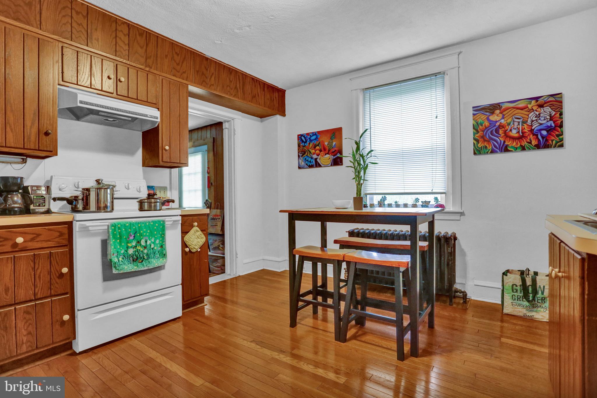 201-205 Pershing Boulevard Reading, PA 19607 - Photo 7 of 30 1st floor Kitchen