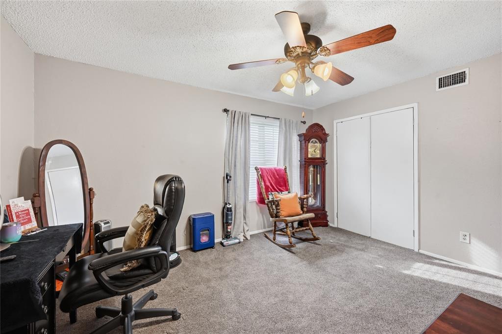 6805 Wagonet Road Forest Hill, TX 76140 - Photo 28 of 34