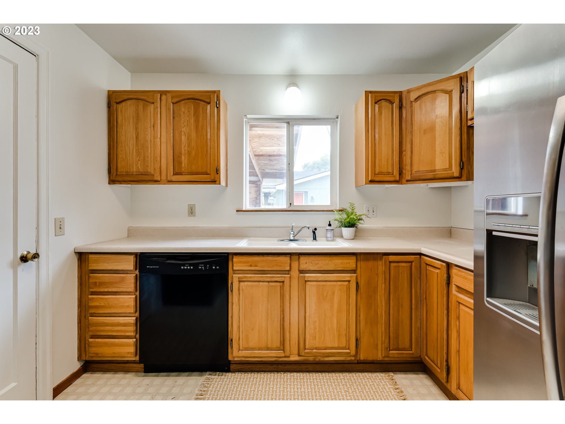 3420 Elmira Road Eugene, OR 97402 - Photo 14 of 37 Gallery Image 14