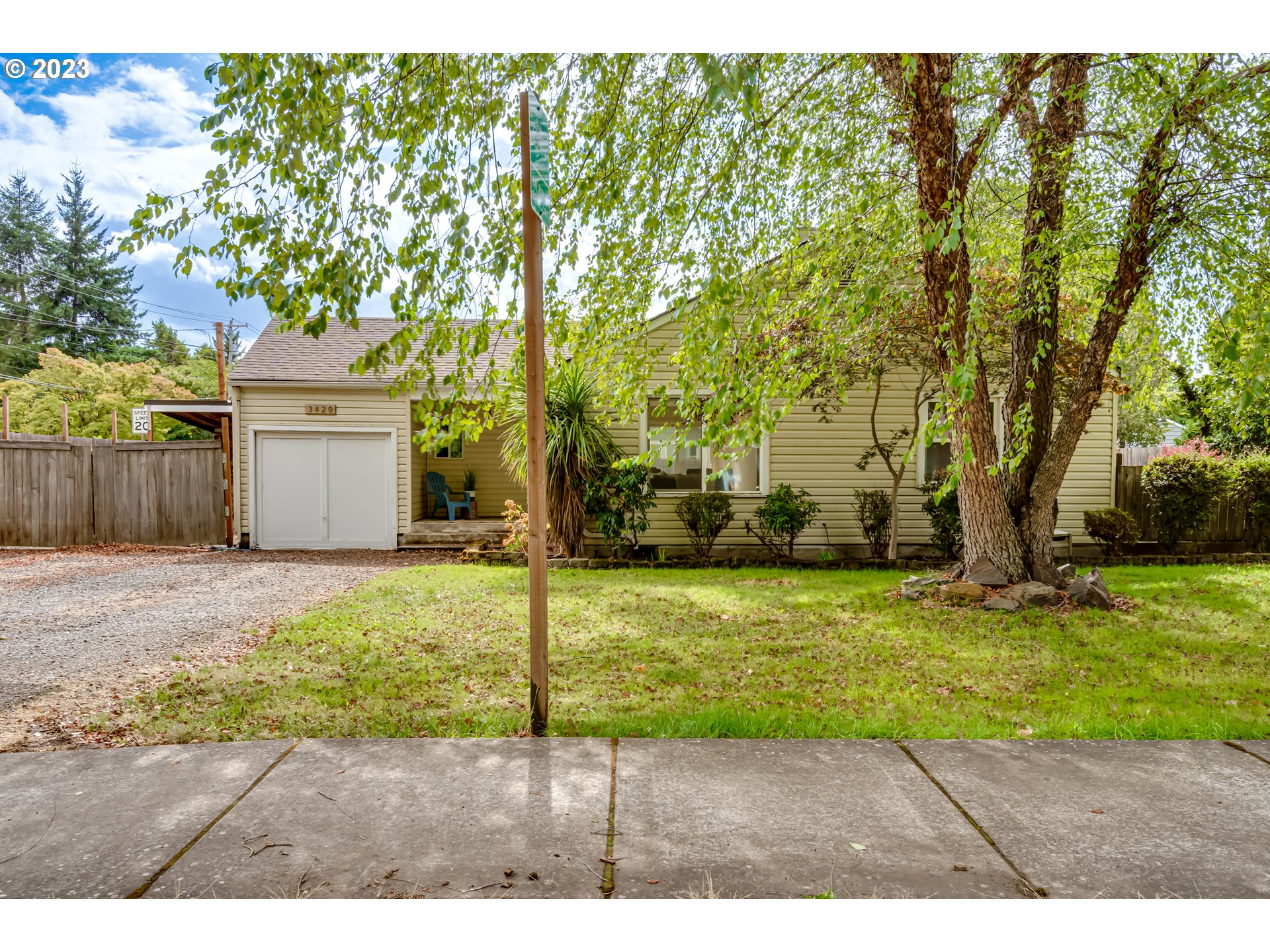 3420 Elmira Road Eugene, OR 97402 - Photo 2 of 37 Gallery Image 2