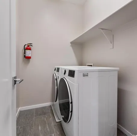 $2,745 | 901 South Smith Road, Unit 1042, Tempe, AZ 85281