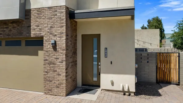 a view of a garage