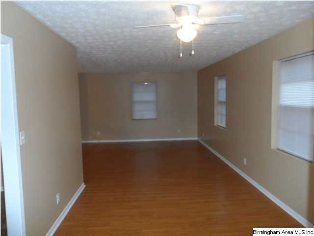 6326 Perry Street Anniston, AL 36206 - Photo 5 of 19