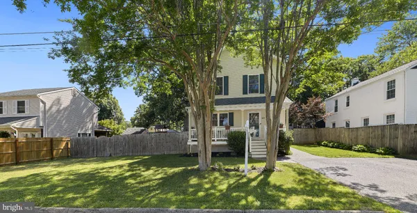 $569,000 | 1635 Fairhill Drive, Edgewater, MD 21037