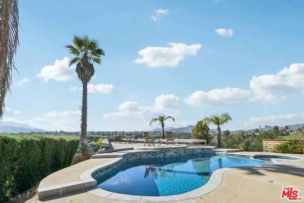 $2,099,000 | 1821 Calle Petaluma, Thousand Oaks, CA 91360