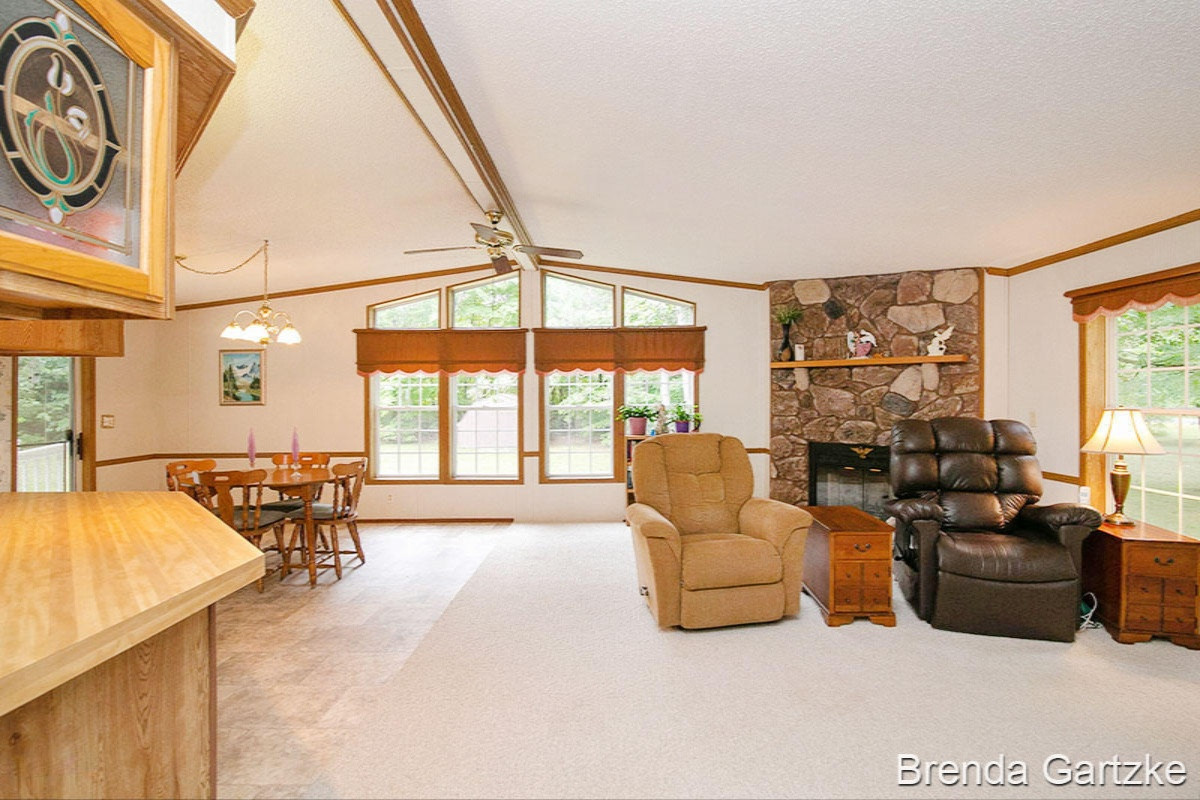 8906 Garbow Road Howard City, MI 49329 - Photo 5 of 22 Garbow8909