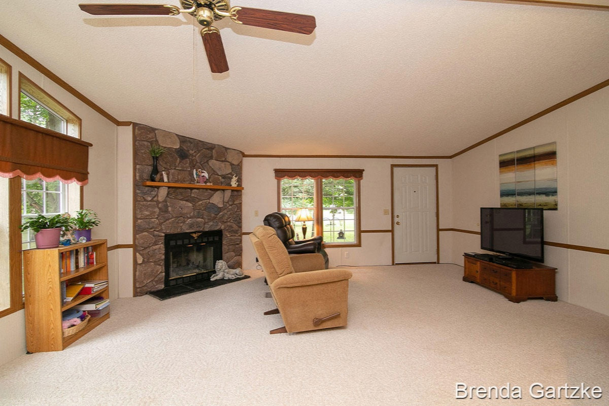8906 Garbow Road Howard City, MI 49329 - Photo 7 of 22 Garbow8911