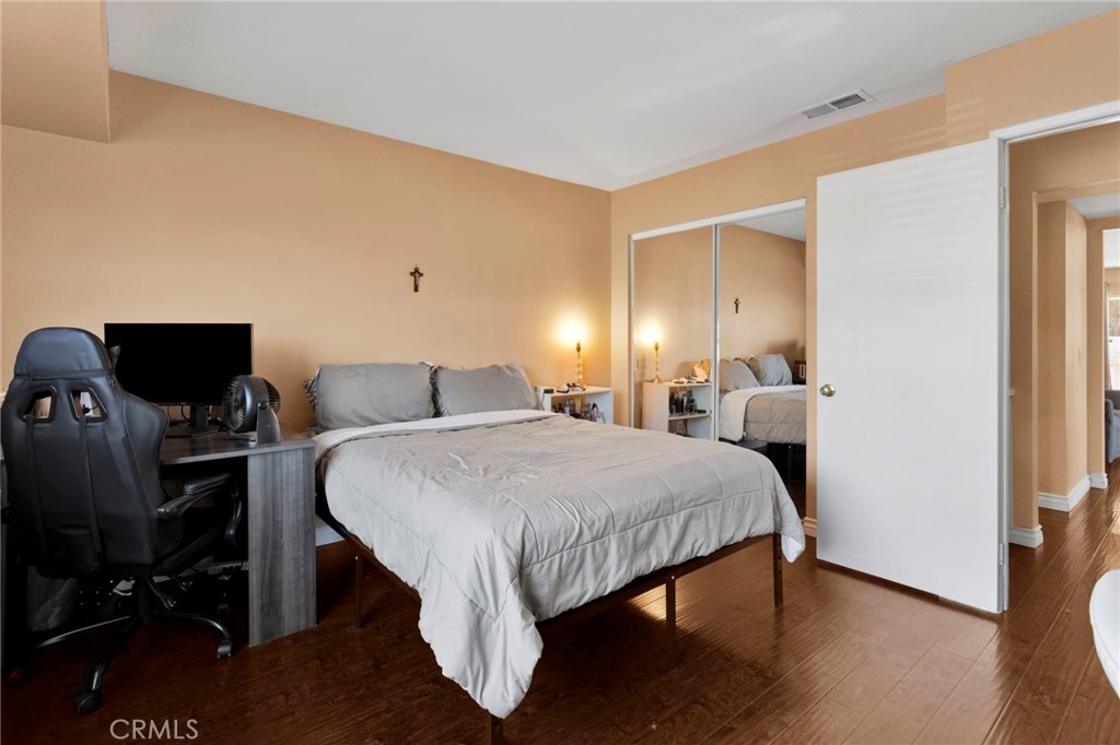 13194 Cardinal Road Victorville, CA 92392 - Photo 14 of 64 Down Stairs Bedroom