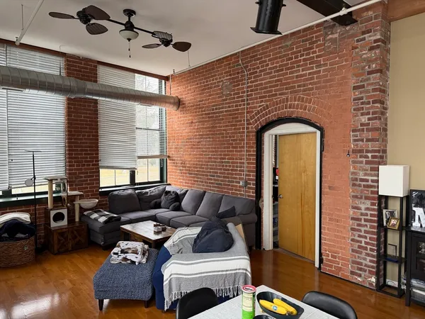 $2,300 | 160 Fremont Street, Unit 209, Worcester, MA 01603