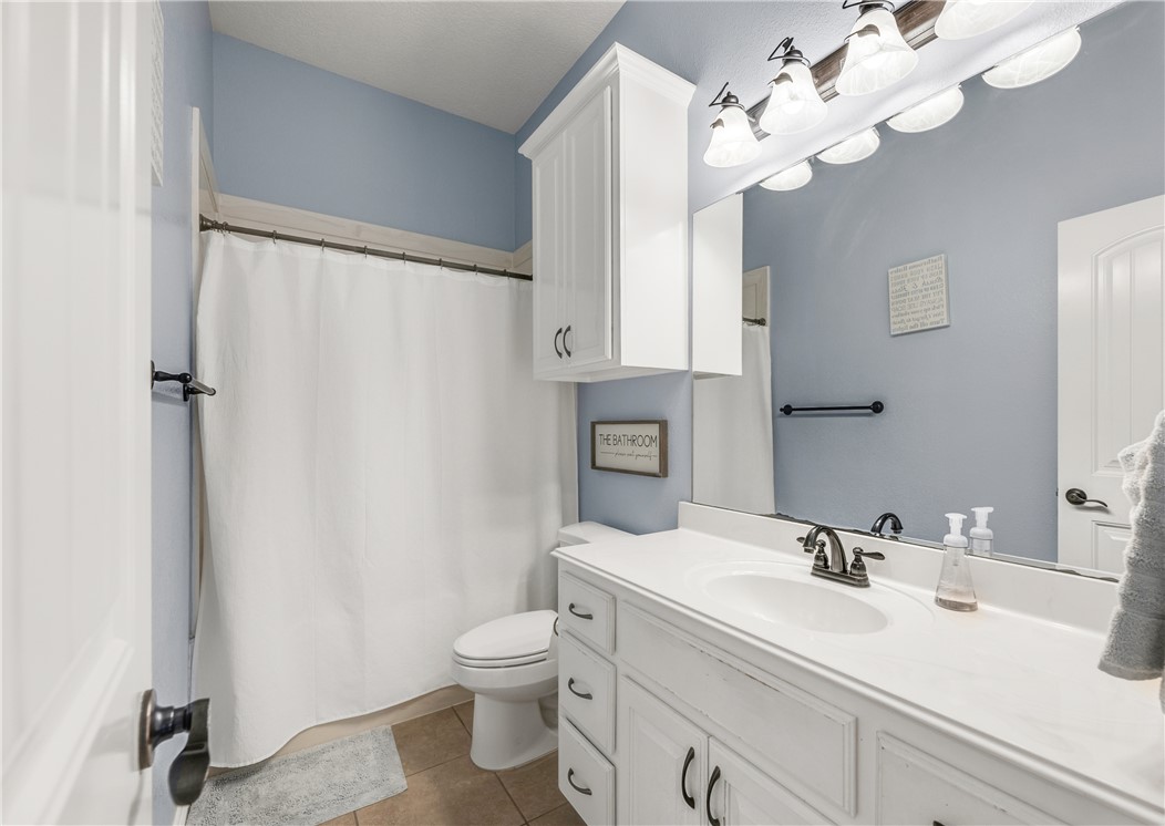 2703 Hickory Court Bryan, TX 77808 - Photo 20 of 26