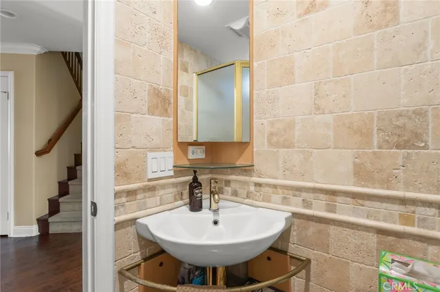 a view of a golf course