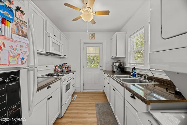 $1,650 | 607 Watson Avenue, New Bern, NC 28560