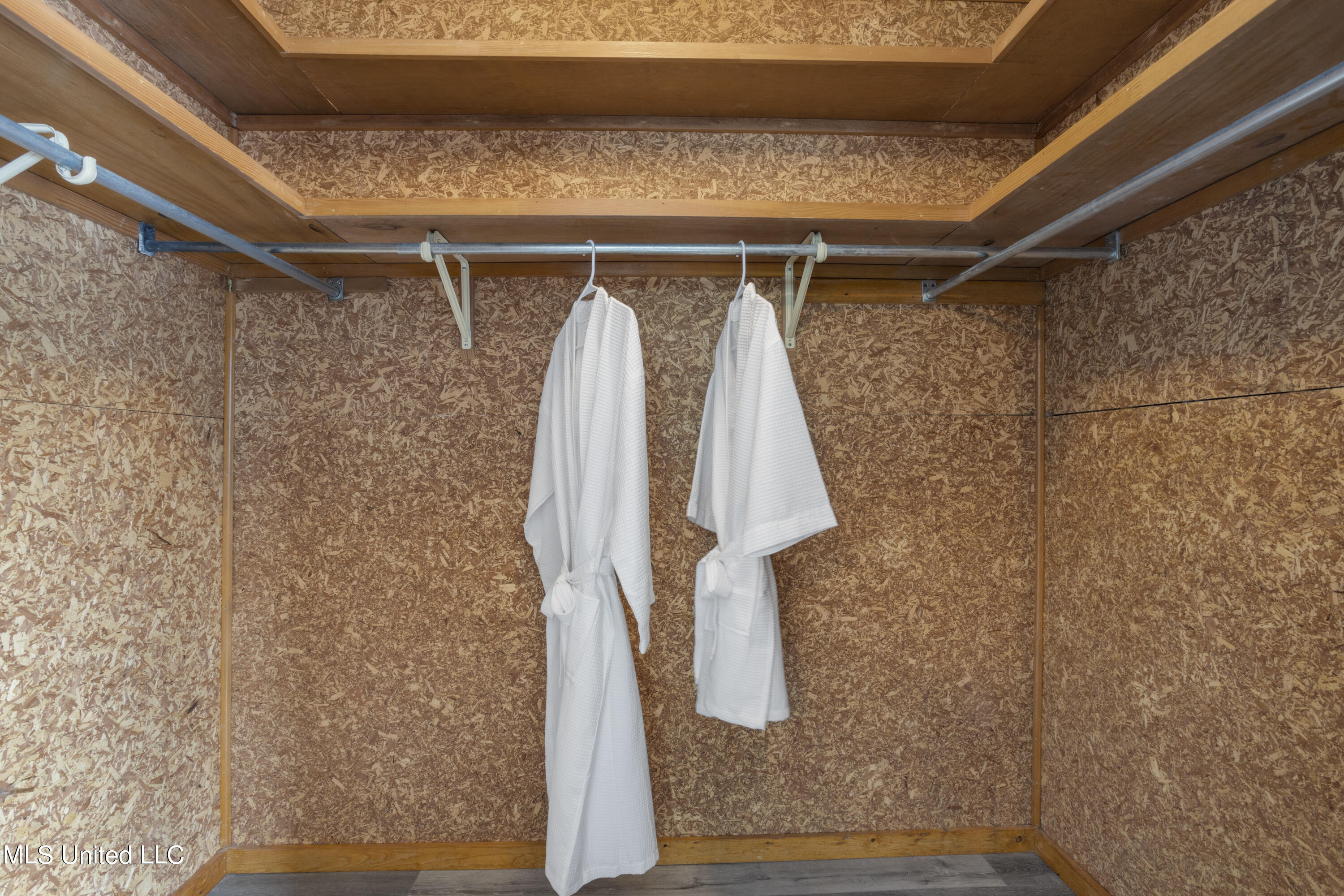 100 Winchester Drive Ocean Springs, MS 39564 - Photo 33 of 45 033