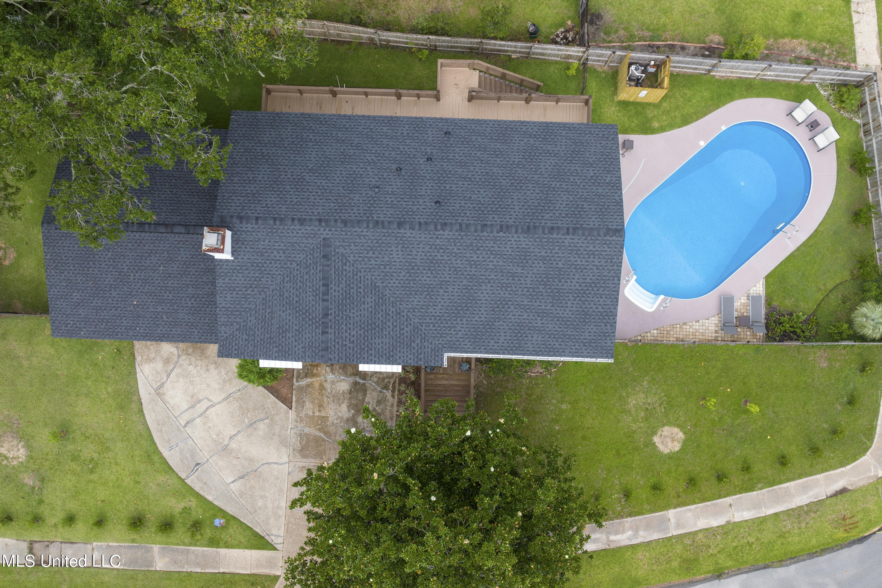 100 Winchester Drive Ocean Springs, MS 39564 - Photo 41 of 45 041