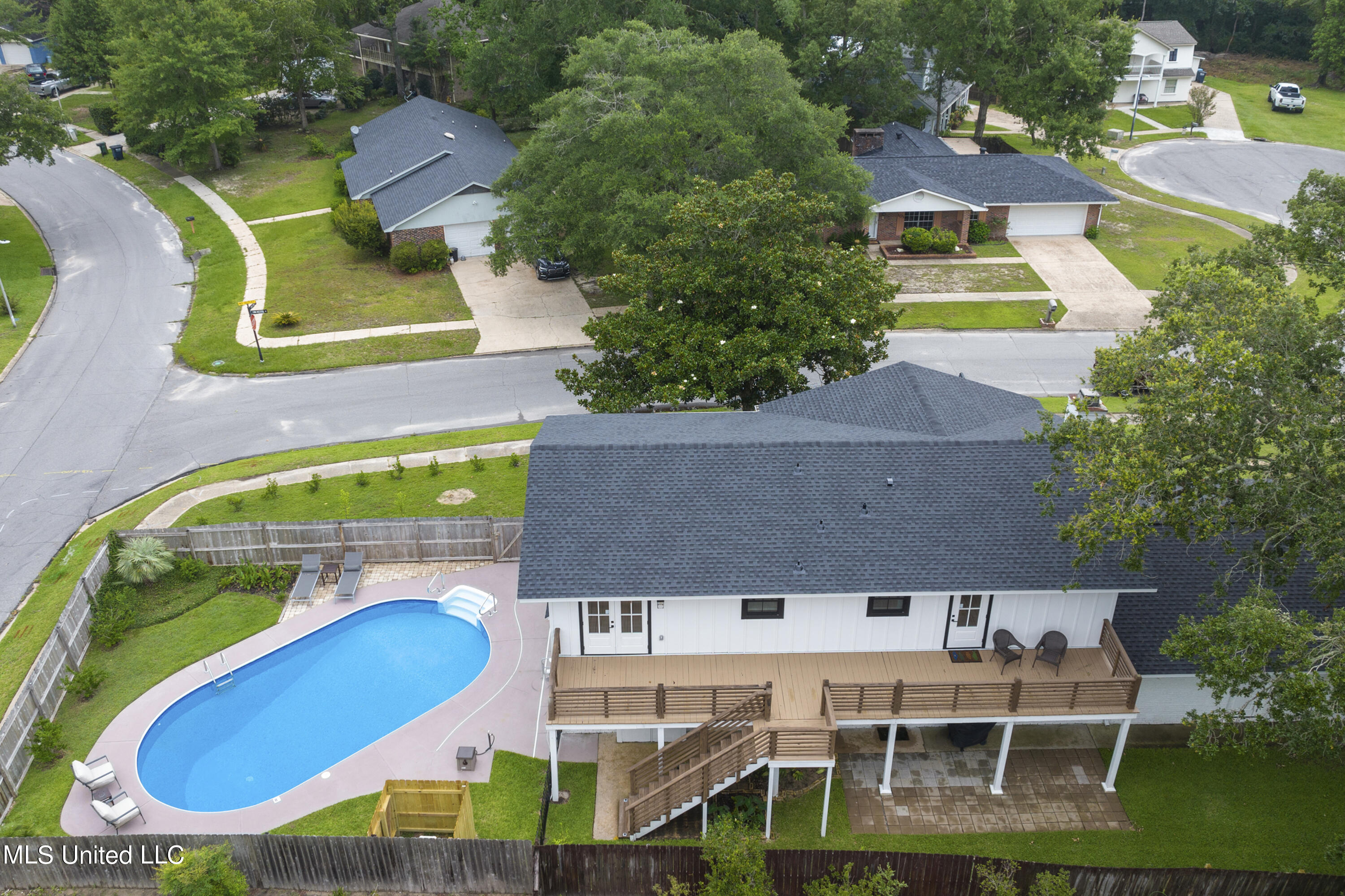 100 Winchester Drive Ocean Springs, MS 39564 - Photo 44 of 45 044