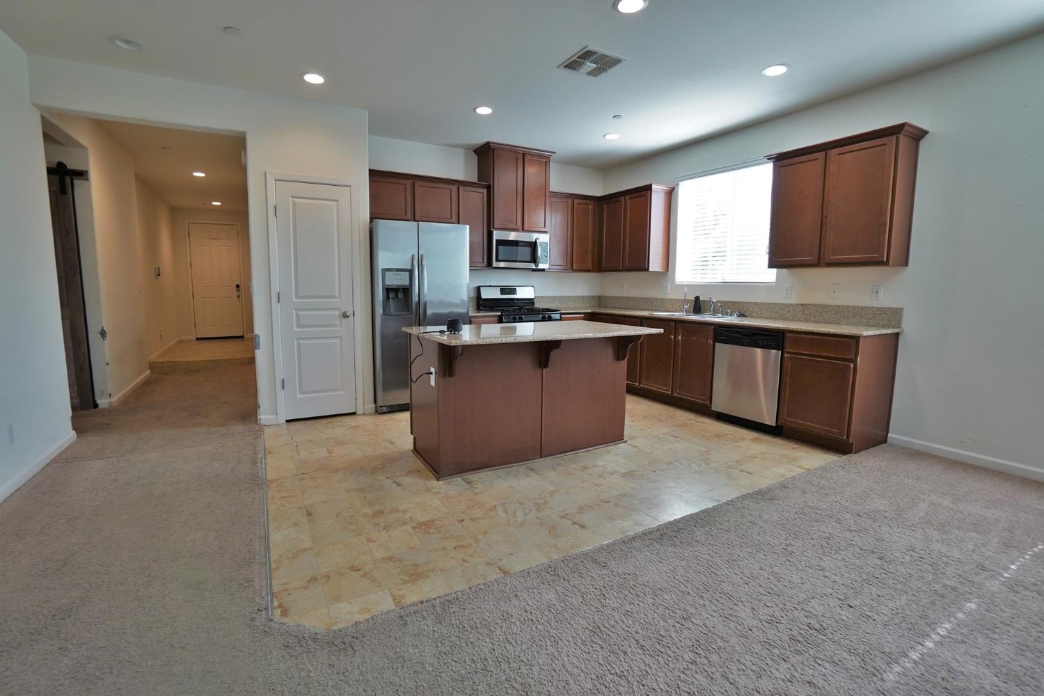 559 Ivory Street Lemoore, CA 93245 - Photo 26 of 59