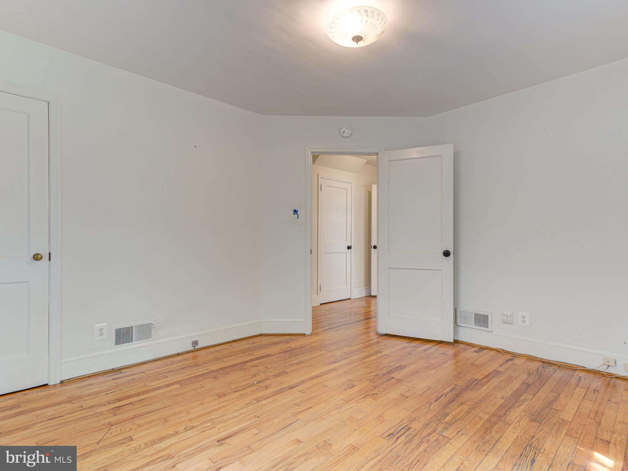21148 Unison Road Middleburg, VA 20117 - Photo 27 of 52 Main Level Bedroom 2 Entrance from Hallway