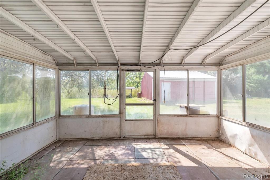 12557 Darling Road Milan, MI 48160 - Photo 20 of 41