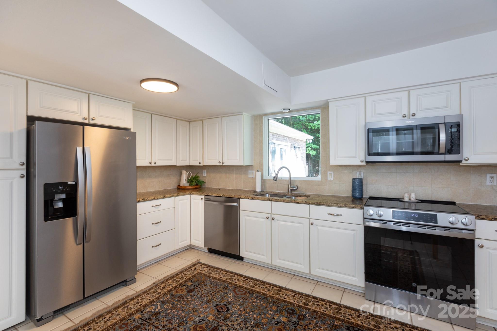 1336 Rock Point Road Charlotte, NC 28270 - Photo 8 of 35 Gallery Image 8