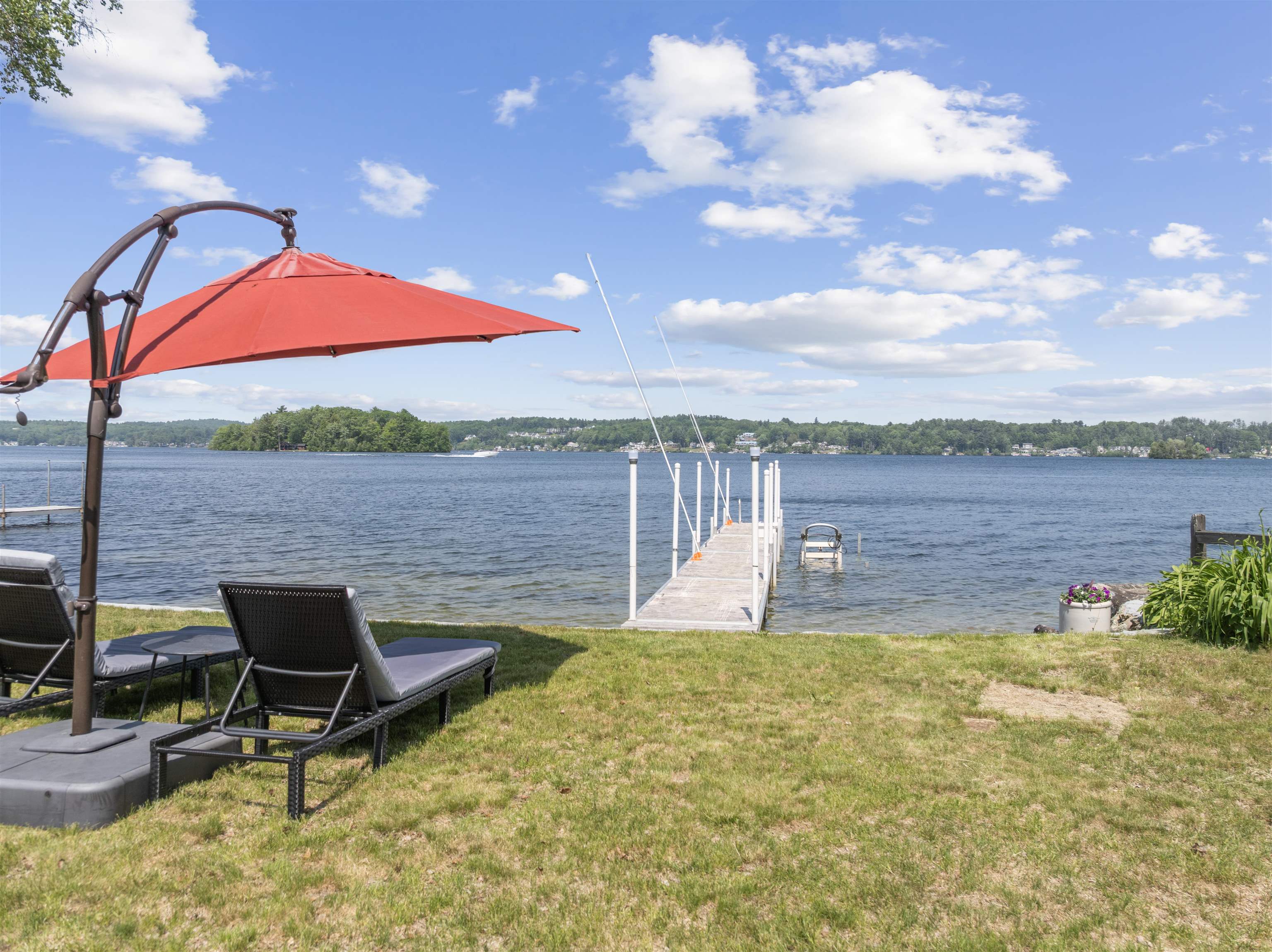 98 Paugus Park Road Laconia, NH 03246 - Photo 8 of 56 Gallery Image 8
