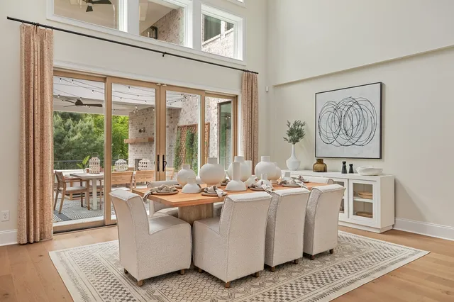 $2,399,990 | 835 Brook Hollow Road, Nashville, TN 37205