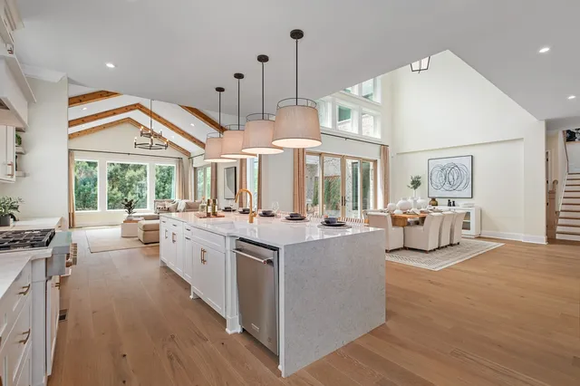 $2,399,990 | 835 Brook Hollow Road, Nashville, TN 37205