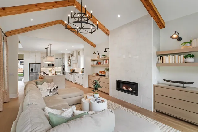 $2,399,990 | 835 Brook Hollow Road, Nashville, TN 37205