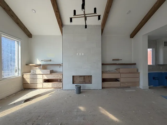 $2,399,990 | 835 Brook Hollow Road, Nashville, TN 37205