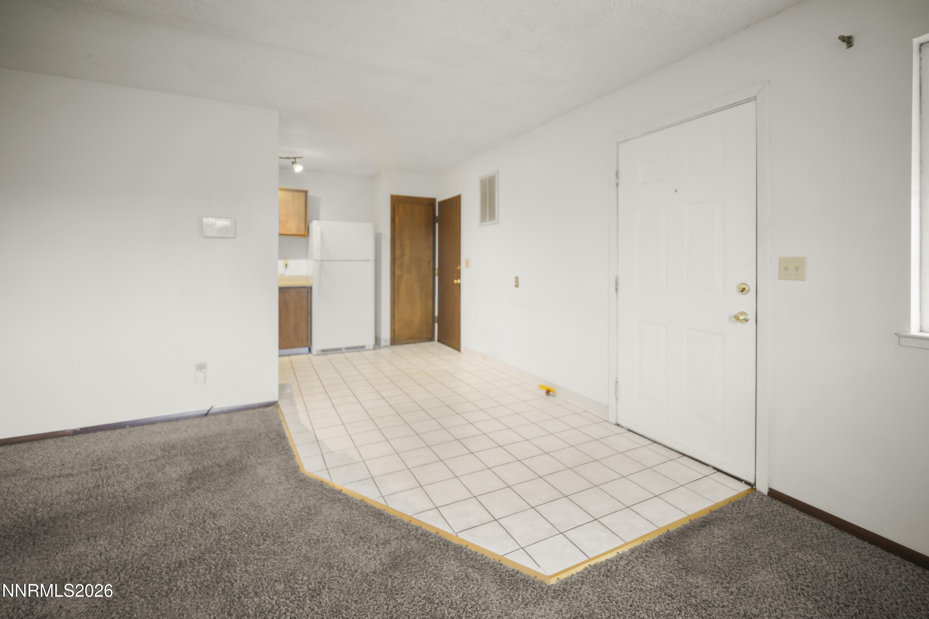 308 Andrea Way Fernley, NV 89408 - Photo 16 of 42 _S1A4586