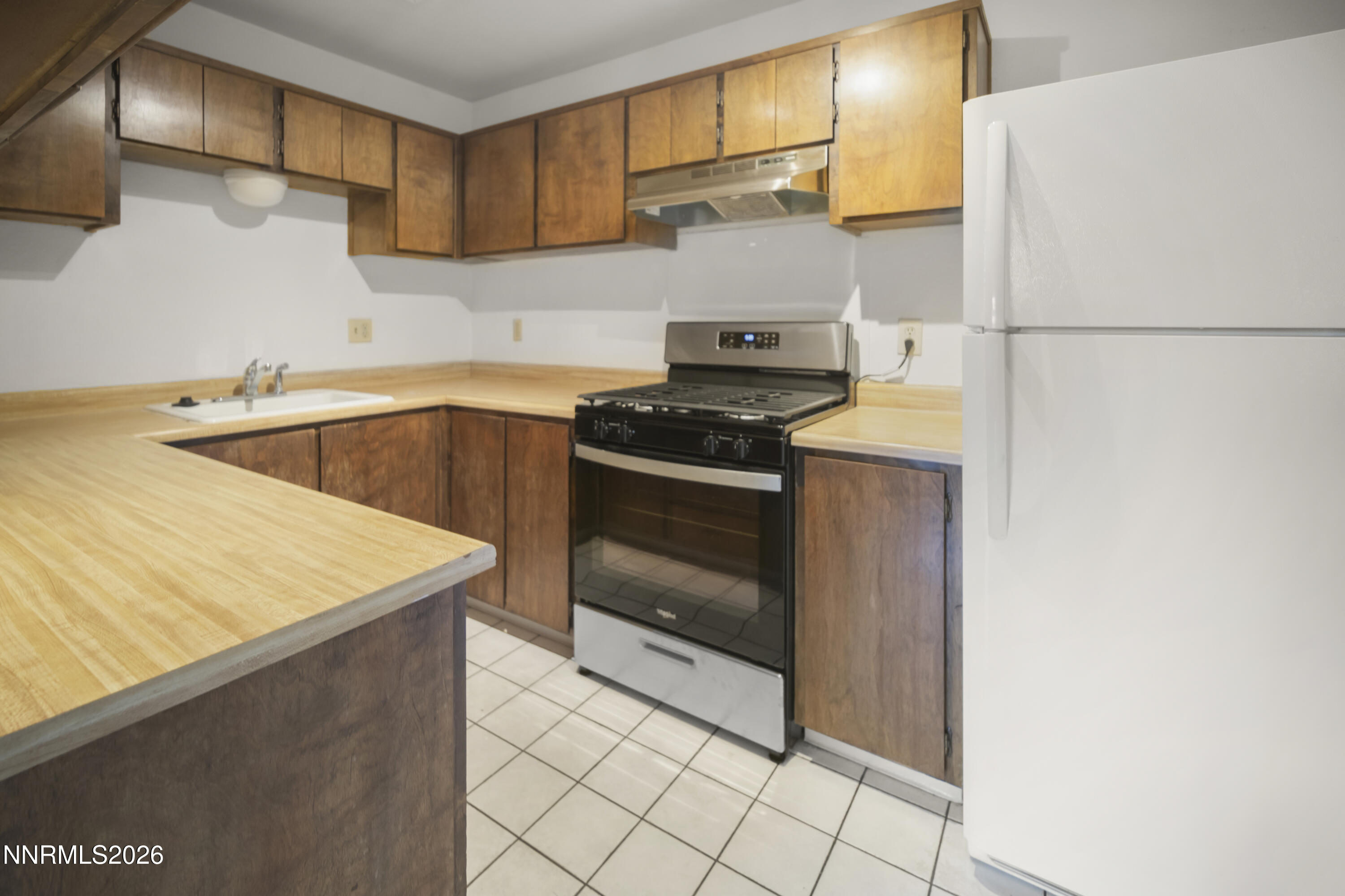 308 Andrea Way Fernley, NV 89408 - Photo 17 of 42 _S1A4591