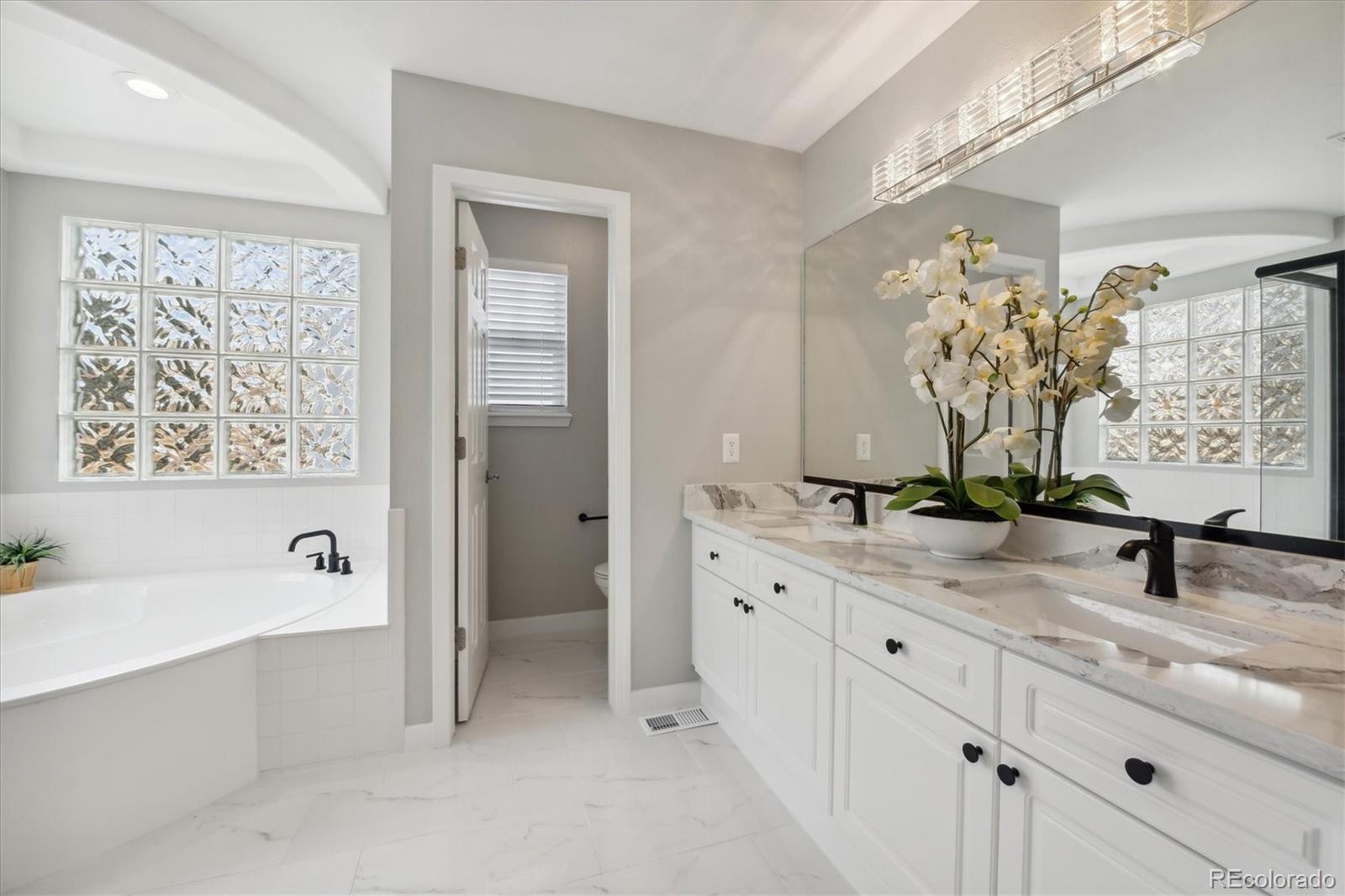 3297 Oak Leaf Place Highlands Ranch, CO 80129 - Photo 24 of 32