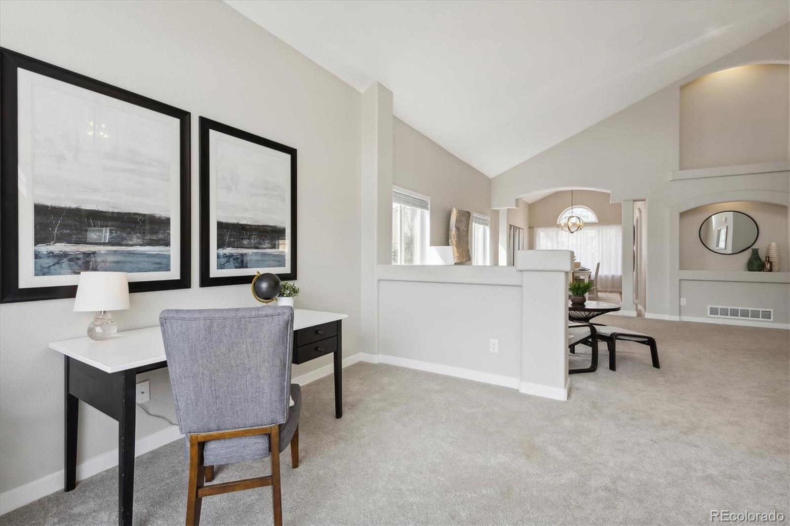 3297 Oak Leaf Place Highlands Ranch, CO 80129 - Photo 5 of 32