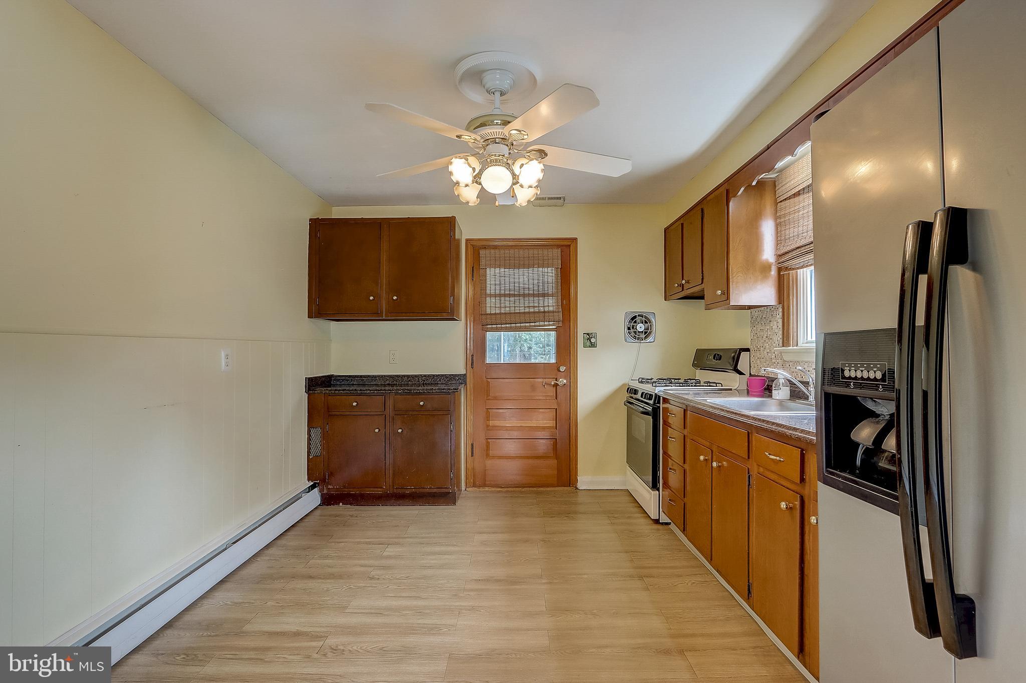 1238 Kendrick Road Baltimore, MD 21237 - Photo 8 of 31