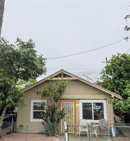 $690,000 | 1210 Stanley Avenue, Long Beach, CA 90804