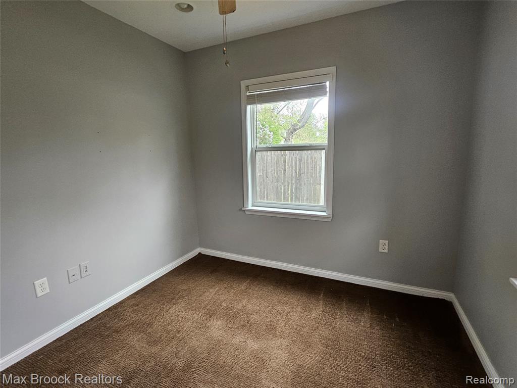 3221 Union Lake Road Commerce Township, MI 48382 - Photo 16 of 20